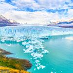 Collapse in the Perito Moreno glacier that caused the emergence of a giant mass of ice