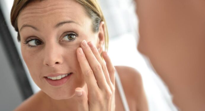 Discover the Dorsia Clinics treatments to treat wrinkles, volume and flaccidity