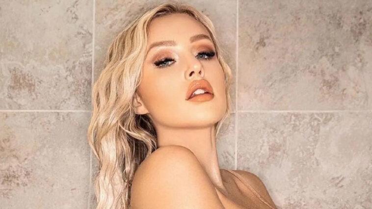 Patrycia Kayy shows off her incredible figure modeling her lace underwear