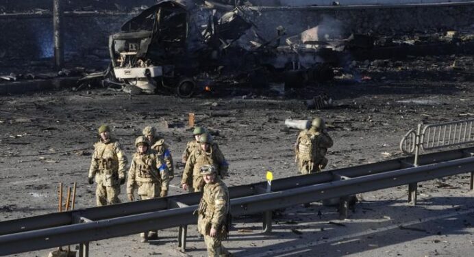 Ukraine warned that Putin’s troops are concentrating their attacks on food and fuel warehouses