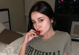 n mini bikini Pandora Kaaki shows off everything that God gave her