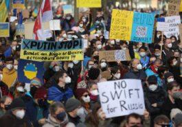 russia ukraine protest