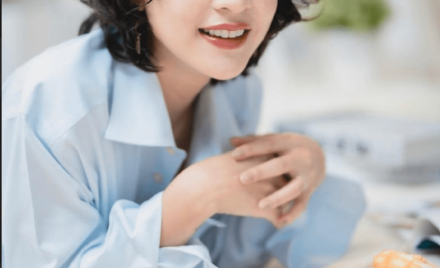 Apinya Sakuljaroensuk Actress Wiki Boyfriend Height Weight Net Worth Career Family Facts