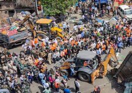 Bulldozer action banned in Jahangirpuri