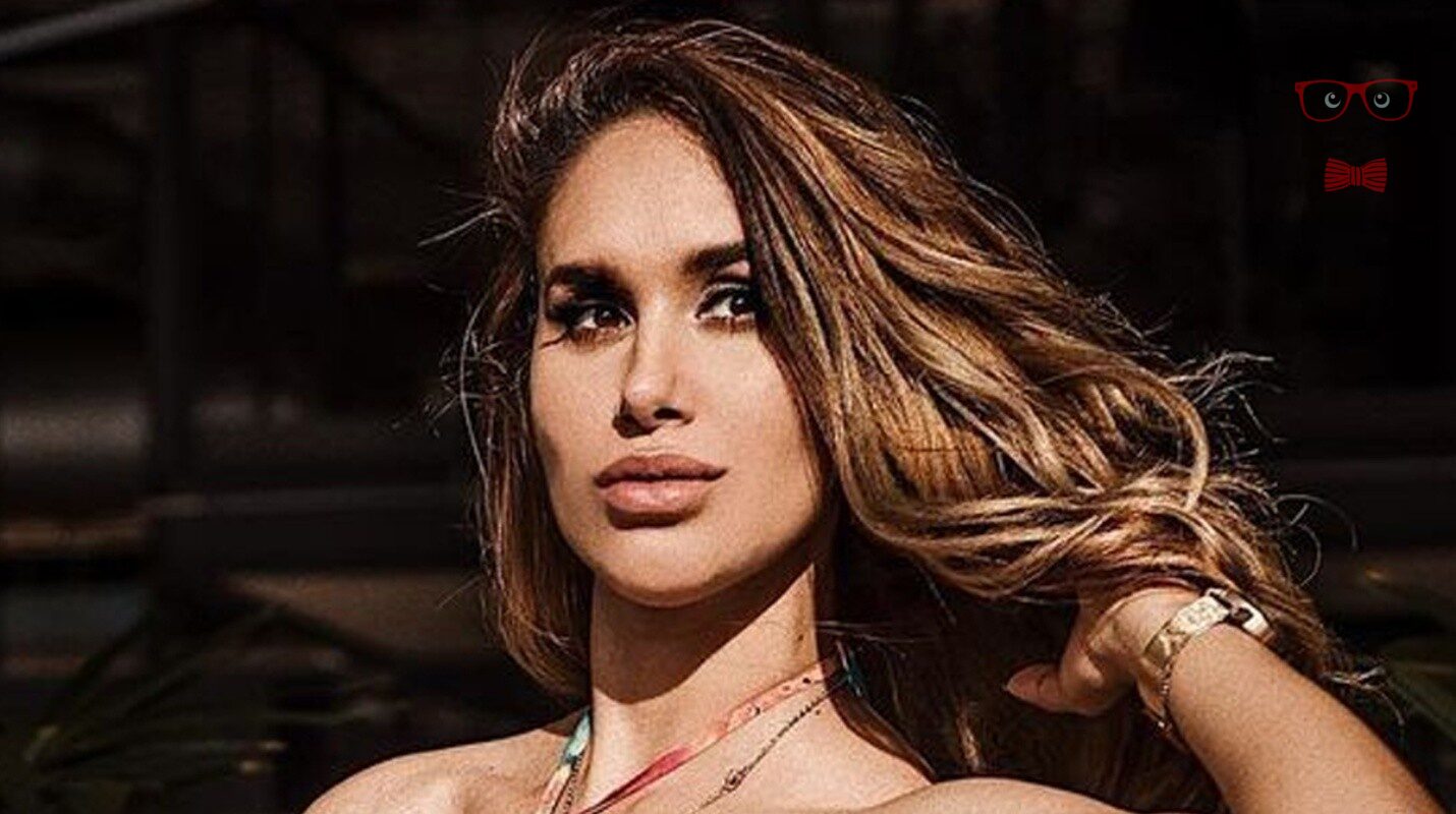 Diana Chiquete shows off a great body in a Caribbean tourist attraction PHOTOS