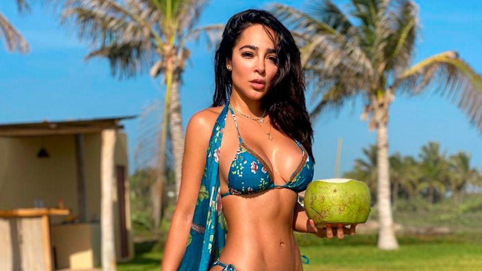 Manes love is disputed by two handsome men.