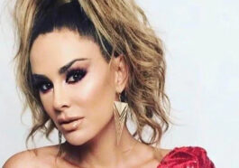 Ninel Conde shows off her great body in a pink swimsuit in front of the mirror