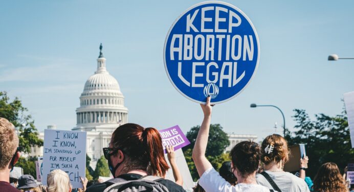 Abortion advertisements will no longer be prohibited under Bundestag legislation