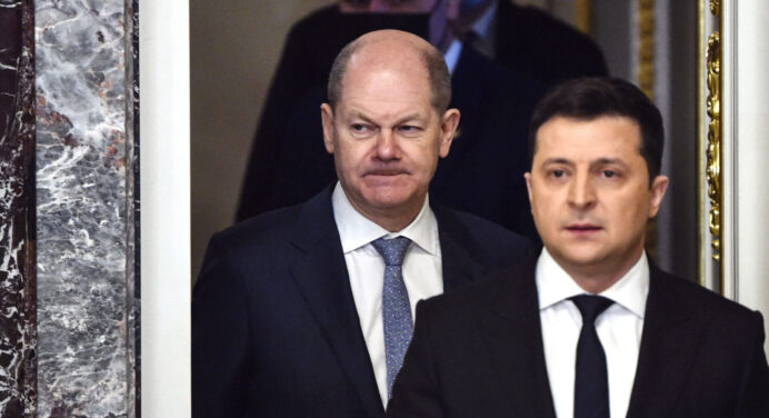 Zelenskyy’s possible trip to Madrid keeps the NATO summit in suspense