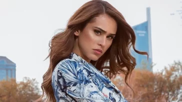Yanet Garcia in a netflix movie