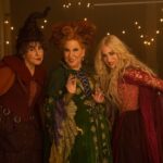 There are witches on the loose once again! Here is a glimpse of Sarah Jessica Parker in the new Hocus Pocus 2 trailer hocus pocus 2
