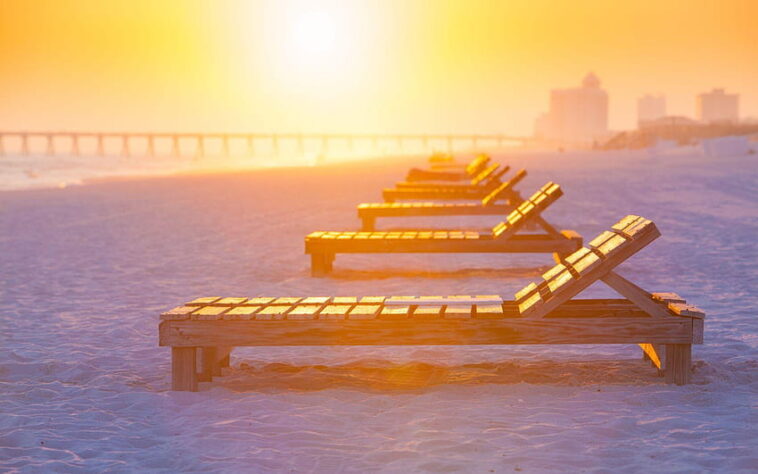 desktop wallpaper sunbathing chairs chairs