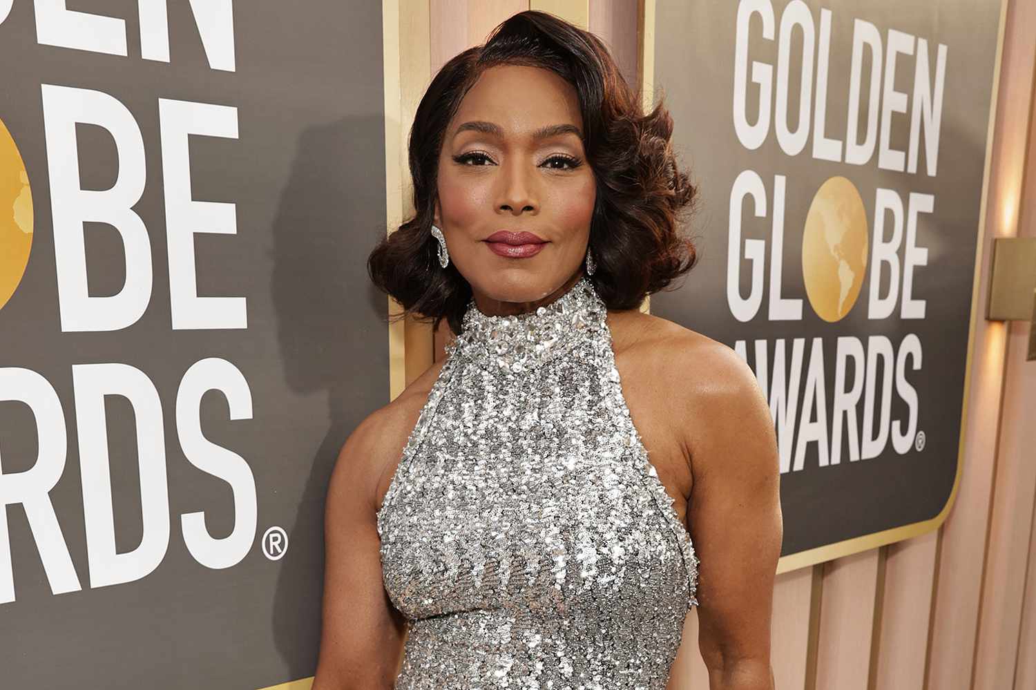 Marvel Makes History At The 2023 Golden Globes With The Award For Angela Bassett For 'Black Panther: Wakanda Forever' Angela Bassett