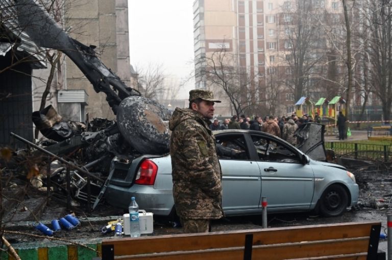 The official helicopter crashed in the town of Brovary near a kindergarten on the outskirts of kyiv
