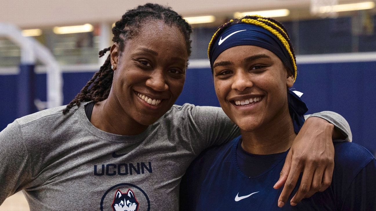 Tina Charles Visits UConn Huskies Women's Basketball Practice Tina Charles