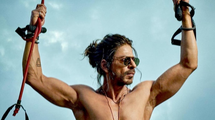 shah rukh khan pathaan 