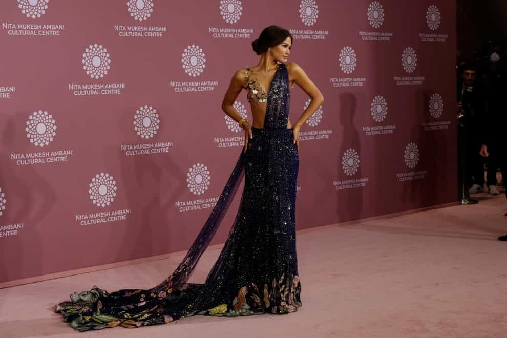 Zendaya and Gigi Hadid sparkle in the year's most beautiful gowns Gigi Hadid