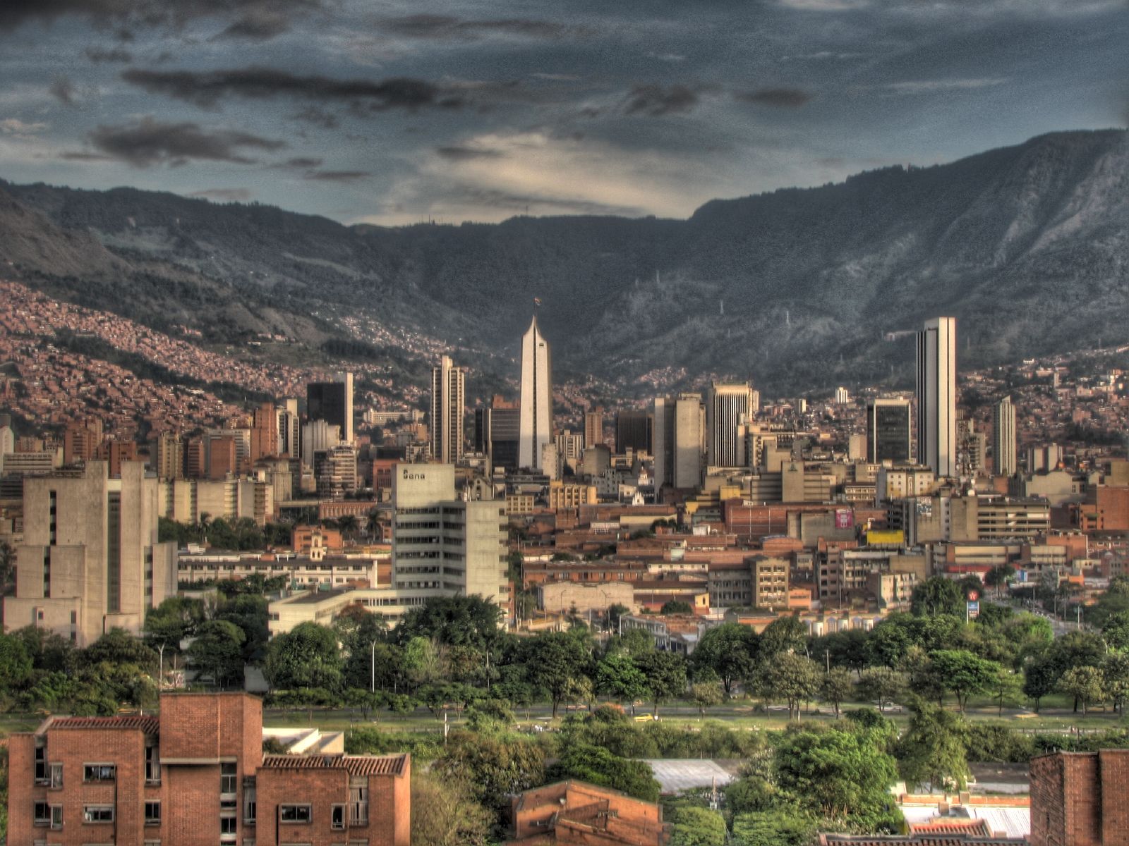 Ils pointent du doigt les conseillers municipaux de Medellín pour avoir sollicité des faveurs sexuelles ou de l’argent auprès d’étudiants